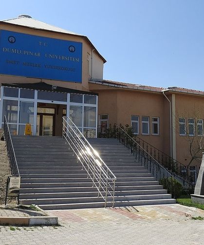 Kütahya’da bilimsel atılım: Emet MYO zirveye oynuyor