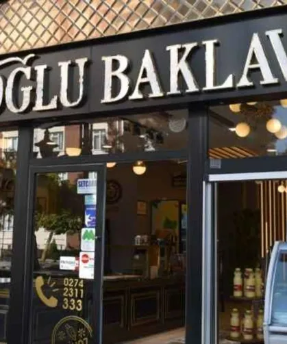 Kütahya'nın sevilen lezzeti Efeoğlu Baklava 5.şubesini açtı