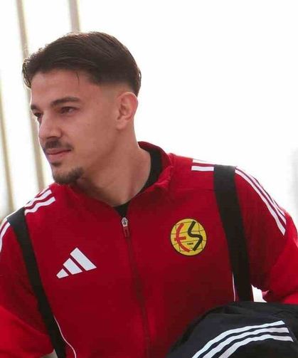 Eskişehirspor, Karşıyaka deplasmanı için yola çıktı