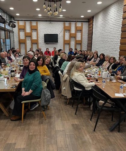 Kadınlar 8 Mart’ta İftar Sofrasında Bir Araya Geldi