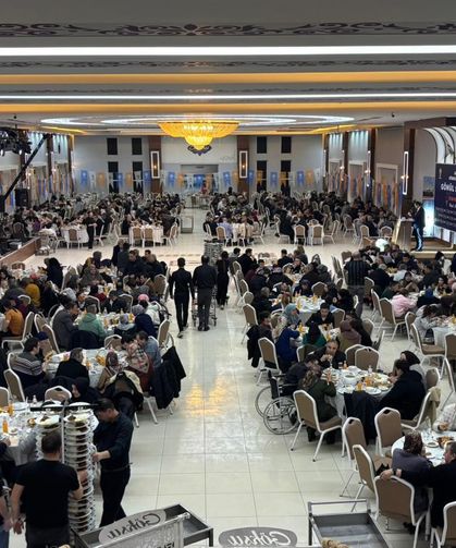 Kütahya’da “Gönül Sofrası” iftarı yoğun katılımla gerçekleşti
