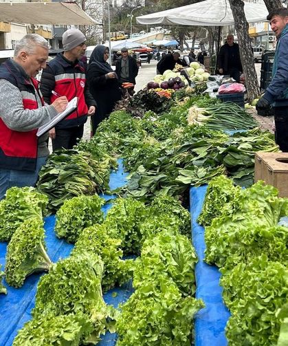 Kütahya Simav’da zabıta harekete geçti: Pazar denetimleri devam ediyor