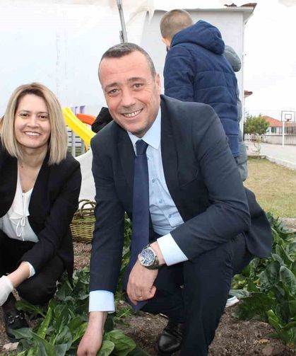 Kütahya’da örnek proje: Okulda yetişen ilk ürün ıspanak oldu