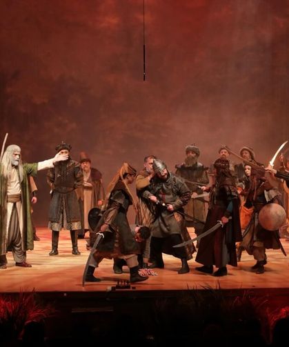 Kütahya’da kılıçlar çekildi