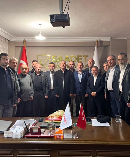 Kütahya’da Siyasi Partiler Aynı İftar Sofrasında Buluştu: Birlik ve Beraberlik Mesajı Verildi