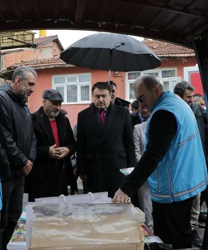 Kütahya’da anlamlı buluşma: Vali Işın Roman vatandaşlarla bir araya geldi