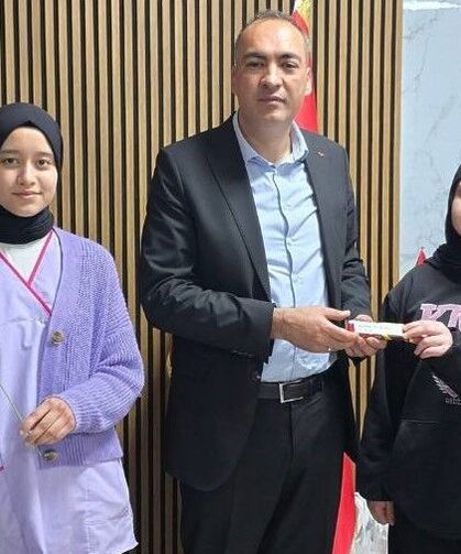 Gediz’de öğrencilerden örnek duruş: Şiddete karşı tek ses oldular