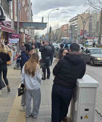 Kütahya Valisi Işın: 'Şu ana kadar ciddi bir olumsuzluk bildirilmemiştir'