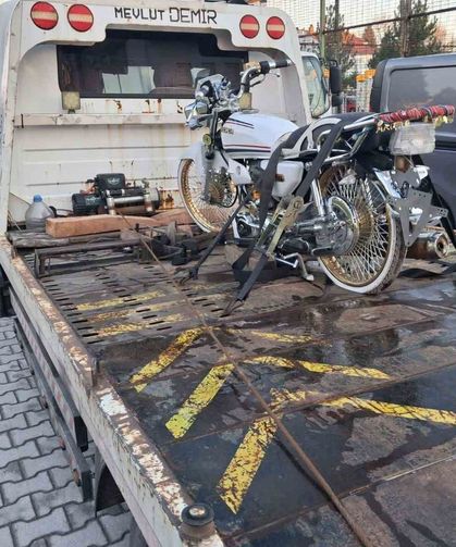 Kütahya’da ‘Dur’ İhtarını Hiçe Saydı: Ehliyetsiz Sürücüye Rekor Ceza