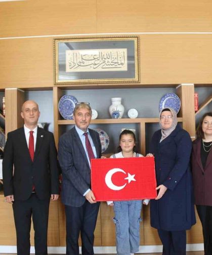 Kütahya’nın gururu: Türkiye birincisi öğrenciyi Yılmaz tebrik etti