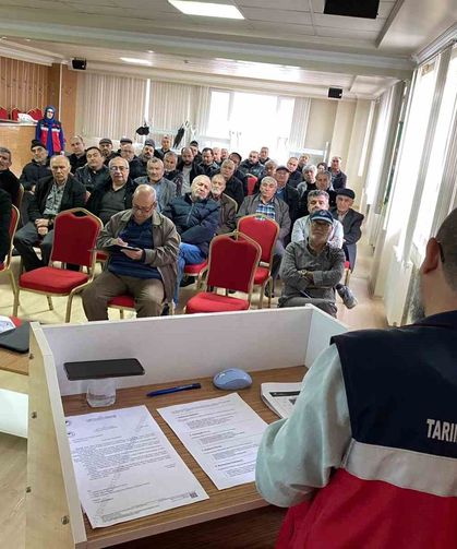 Tavşanlı’da çiftçilere önemli uyarılar: Bitki koruma eğitimi düzenlendi