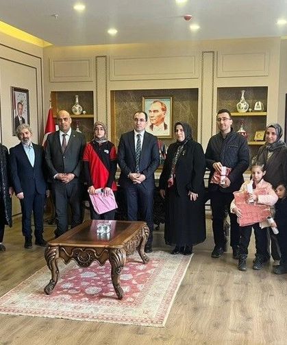 Tavşanlı’nın "En Çok Okuyanları" Belli Oldu: Kütüphane Haftası’nda Ödül Yağmuru