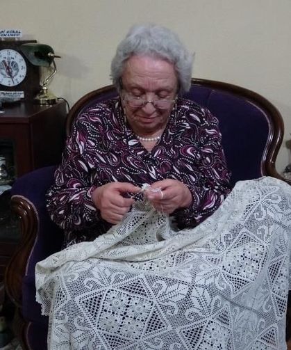 Kütahya'da 70 yıldır örgü ören Ayşe teyze sırrını anlattı: ''Bu iş sabır ister''