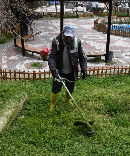 Emet'te bahar geldi, temizlik çalışmaları başladı