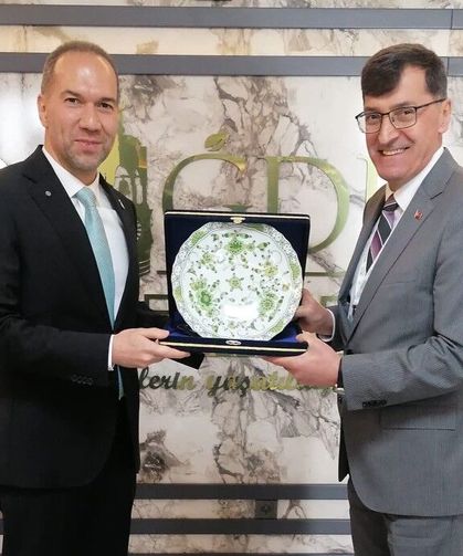 Başkan Kahveci, Niğde Belediye Başkanı Özdemir ile buluştu: Kentsel gelişim görüşüldü