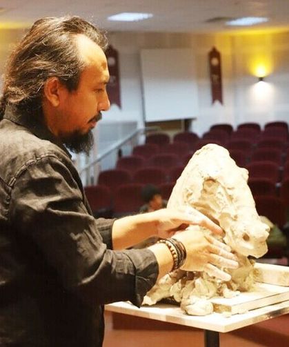 DPÜ’de sanatçı Çevikbaş’tan kil workshop: öğrenciler uygulamalı sanatla buluştu