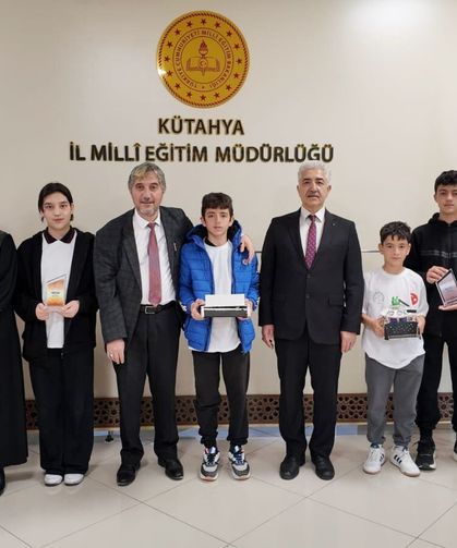 Kütahya’da Genç Mucitler Türkiye Derecesiyle Gurur Yaşattı