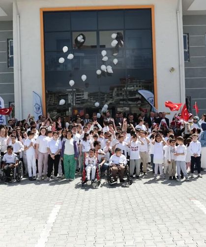 Engeller Sanatla Aşıldı! “Engelsiz Dokunuş” Kütahya’da Gönülleri Fethetti