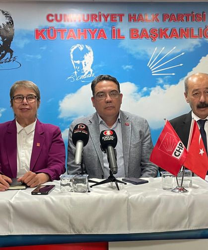 “Asıl Olan Cumhuriyet” Sözleri Kütahya’da Gündem Oldu
