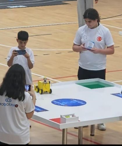 Kütahya’dan Robotikte Büyük Başarı: Türkiye Birinciliği Geldi!
