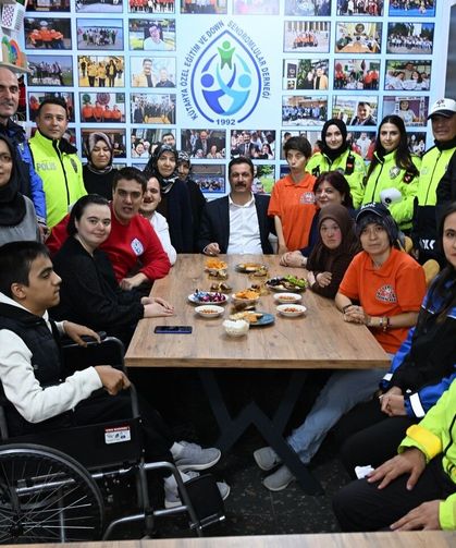 Kütahya’da emniyetten anlamlı destek ziyareti