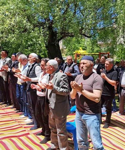 Kütahya’da vatandaşlar geleneksel şükür duasında buluştu