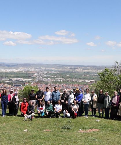 Kütahya'da 19 Mayıs etkinlikleri kapsamında doğa yürüyüşü gerçekleştirildi