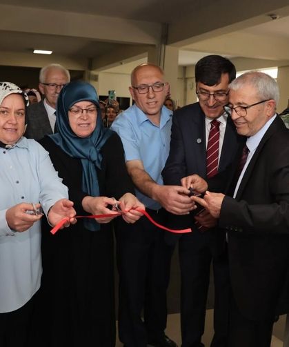 Kütahya'da Üreten Kadınların Emeği Sergide Buluştu