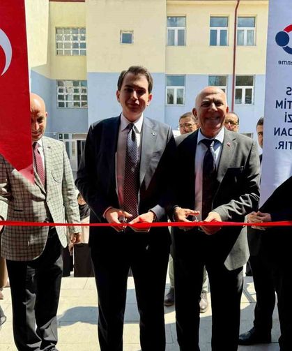 Hisarcık'ta geleneksel ve modern tasarımlar bir arada sergilendi