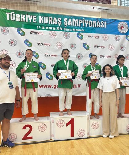 Kütahyalı Melek Reyyan Yılmaz Türkiye Şampiyonu Oldu
