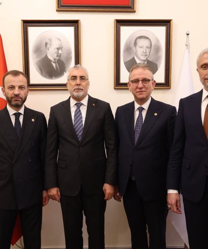 Kütahya'nın ihtiyaçları masaya yatırıldı: Ak Parti Milletvekilleri, Bakan Işıkhan ile görüştü