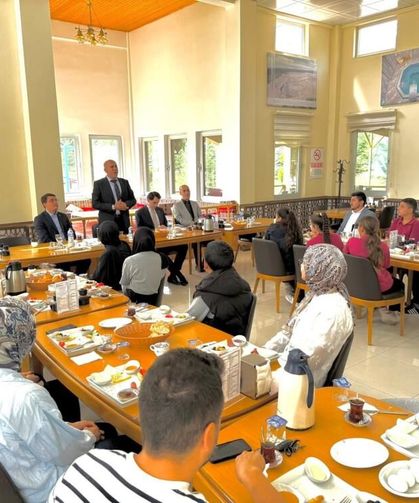 Hisarcık'ta YKS öncesi öğrencilere moral yemeği