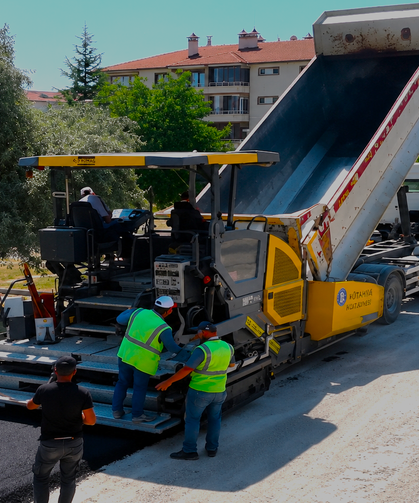 Zafertepe Mahallesi daha konforlu yollara kavuşuyor