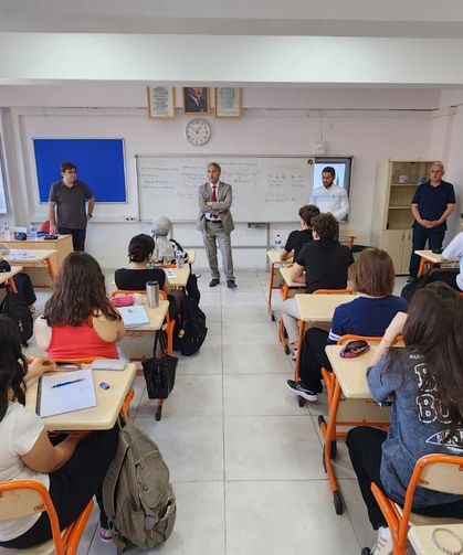 Kütahya’da öğrenciler yaz tatilinde de öğrenmeye devam ediyor