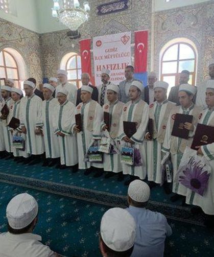 Kütahya'da 15 Hafız İçin İcazet Heyecanı!