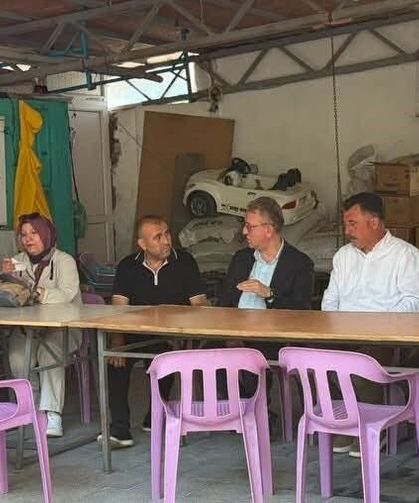 Kütahya'nın Hisarcık ilçesinde AK Parti'den hane ziyaretleri