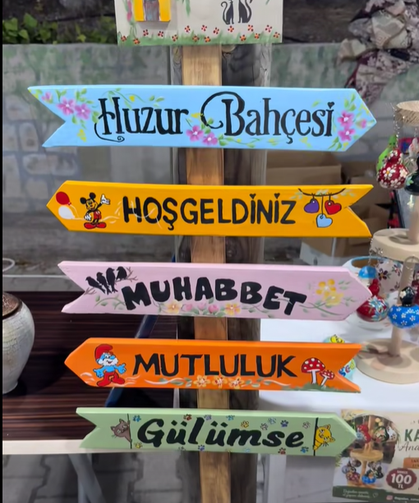 Gediz'de Göz Nuru Sanat Sokağı vatandaşlardan yoğun ilgi görüyor