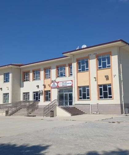 Kütahya'da geleceğin ustaları yetişecek: Gediz Yunus Emre MTAL bünyesinde ortaokul bölümü açıldı