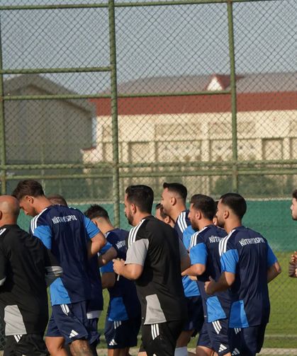 Kütahyaspor'da yeni sezon mesaisi başladı: İlk antrenman tamamlandı