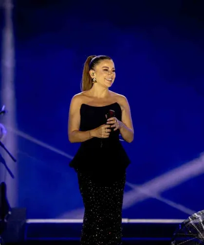 Merve Özbey, Gediz'i sallayacak: Dev konserin saati açıklandı
