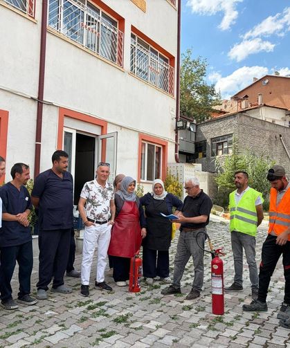 Şaphane'de Engelli Bakım Merkezi'nde yangın güvenliği eğitimi düzenlendi