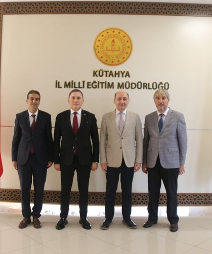 Mahmut Kurtaran’dan Kütahya’daki eğitim kurumlarına ziyaret