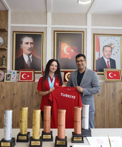 Dünyada 7’nci Oldular, Türkiye’de Zirveye Çıktılar