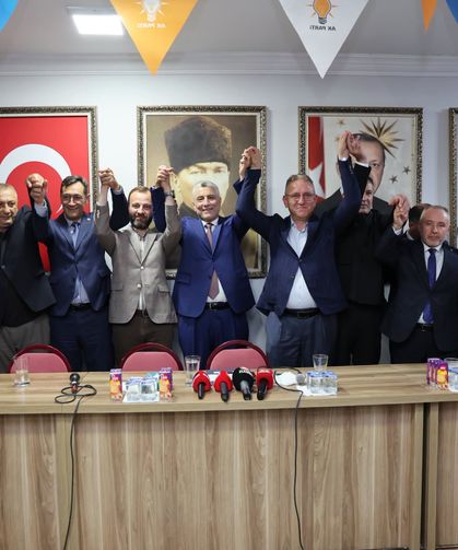 Tavşanlı’da AK Parti Buluşması: Bakan Bolat’tan “Türkiye Yüzyılı” Mesajı