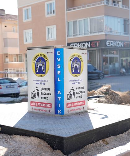 Tavşanlı’da Çöp Konteynerleri Yer Altına İniyor