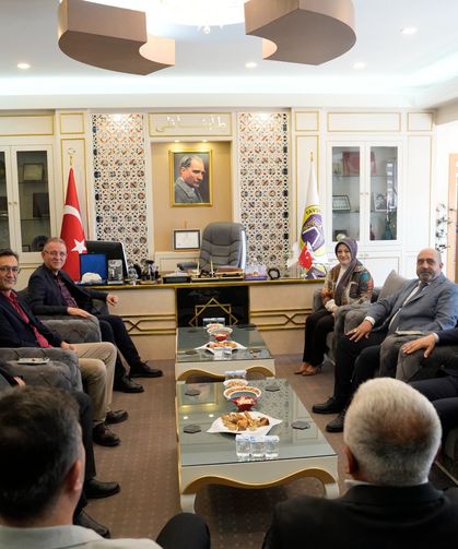AK Parti Kütahya heyetinden Tavşanlı Belediyesine çıkarma