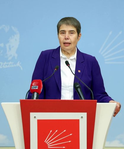 Zeliha Aksaz Şahbaz’dan Engin Uysal’a Sert Sözler: “Koltuklar Konuşuyor”