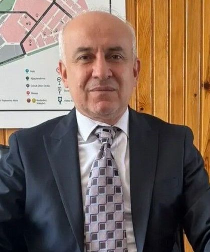 DPÜ Gediz MYO öğretim üyesi Doç. Dr. Hasan Basri Karayel'e uluslararası onur