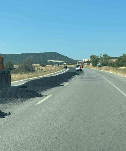 Tavşanlı-Emet yolunda çalışma: Ulaşım kontrollü sağlanıyor