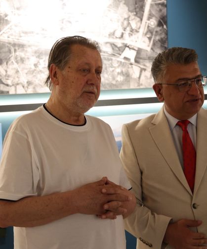 Ünlü Sanatçı Ahmet Özhan’dan Kütahya Dumlupınar Üniversitesine Ziyaret
